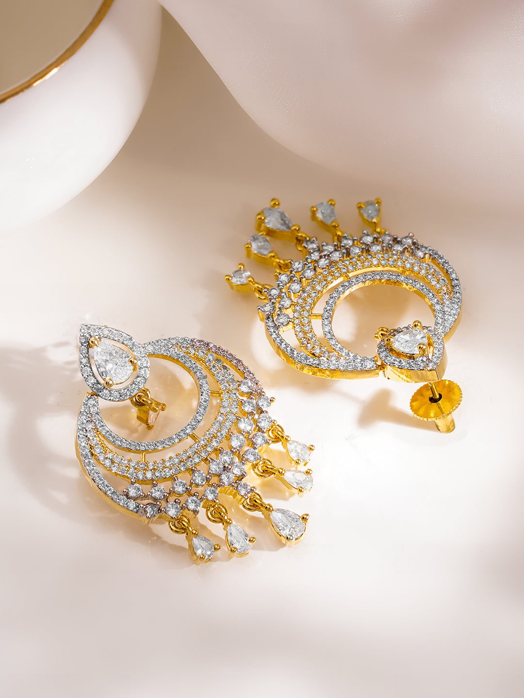 Sparkle Brilliant Cubic Zirconia Chandelier Earrings フリーサイズ