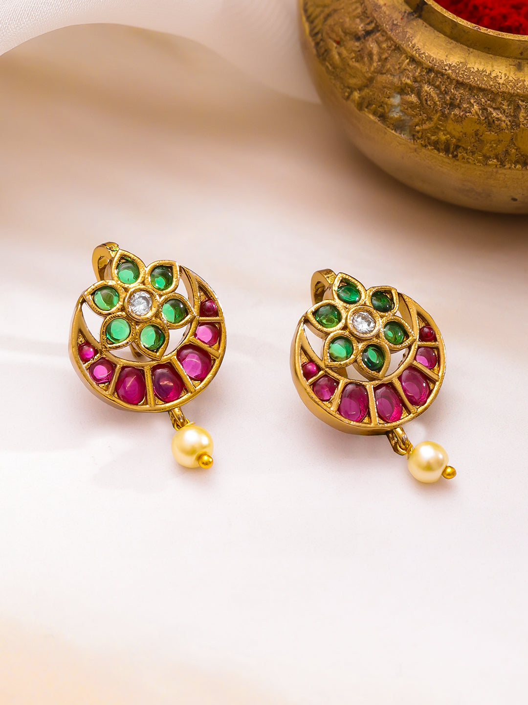 Pink Moon Floral Green Ear Cuffs フリーサイズ