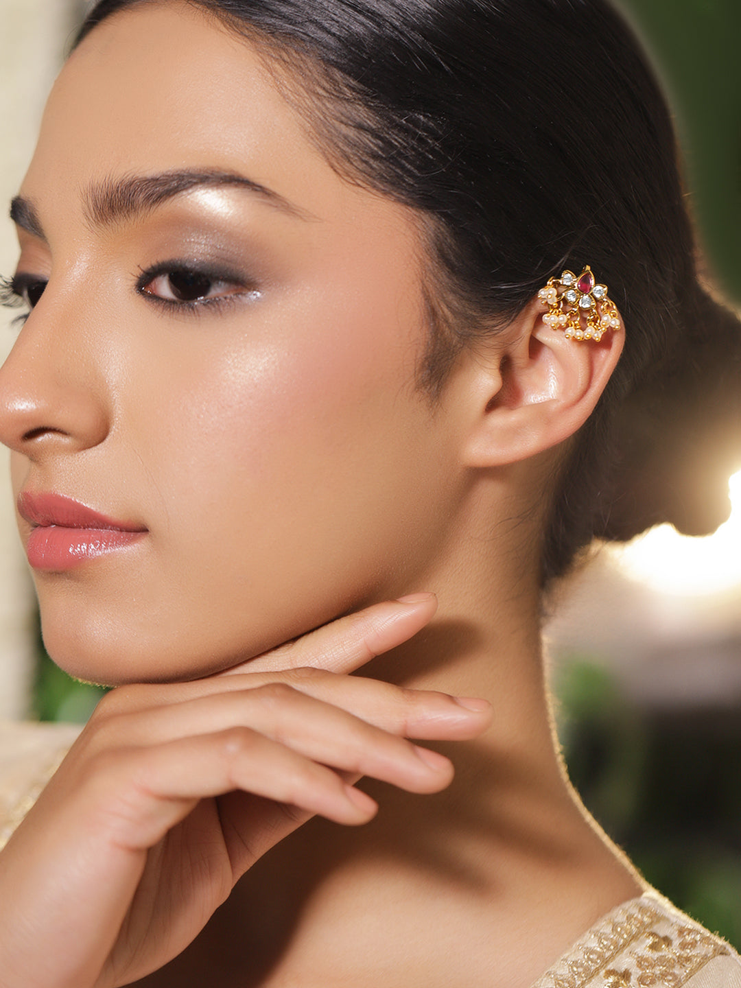 Pink Teardrop Pearl Beaded Ear Cuffs フリーサイズ
