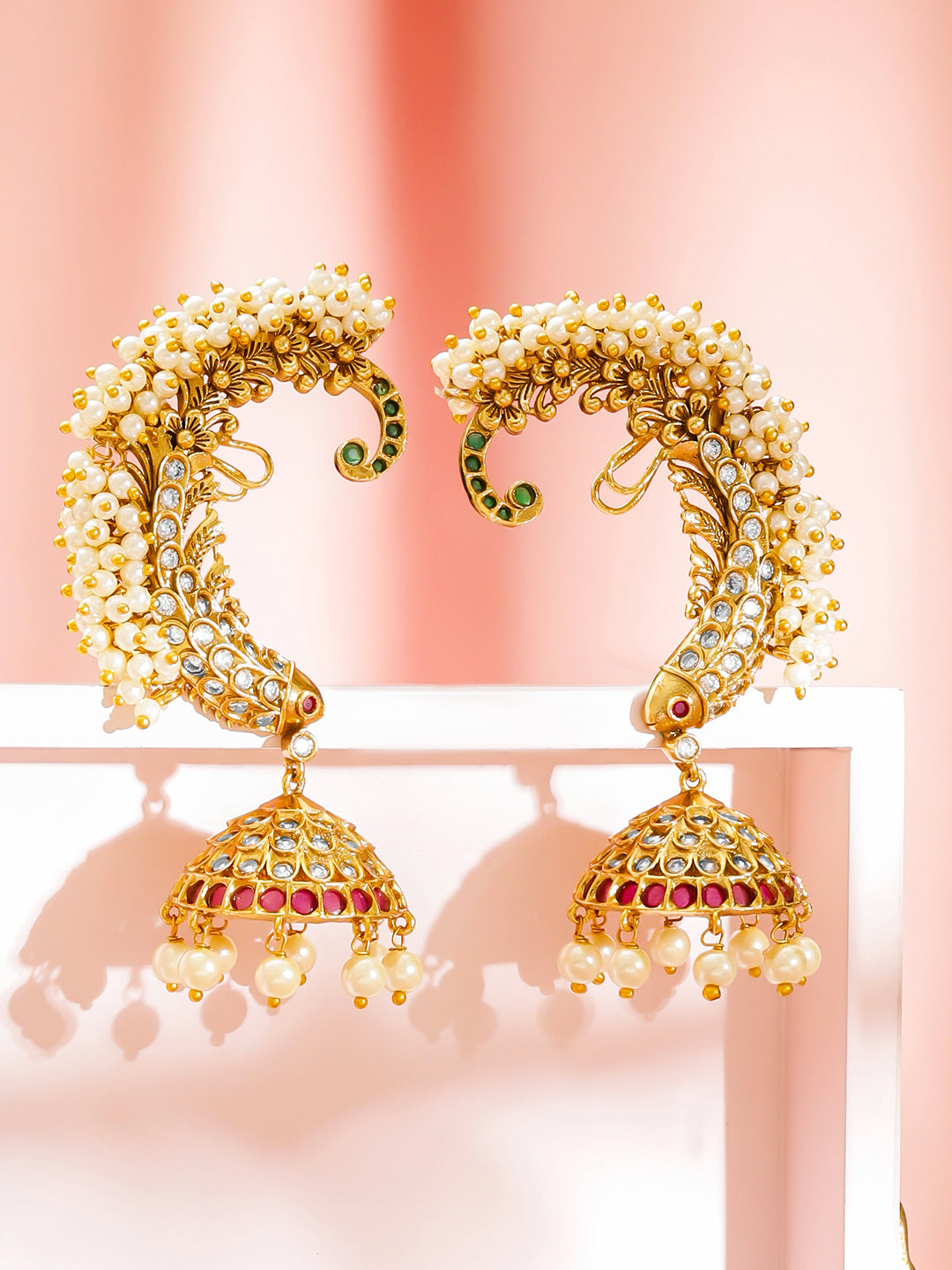 Pearl Embellished Pink Studded Ear Cuff Jhumkas フリーサイズ