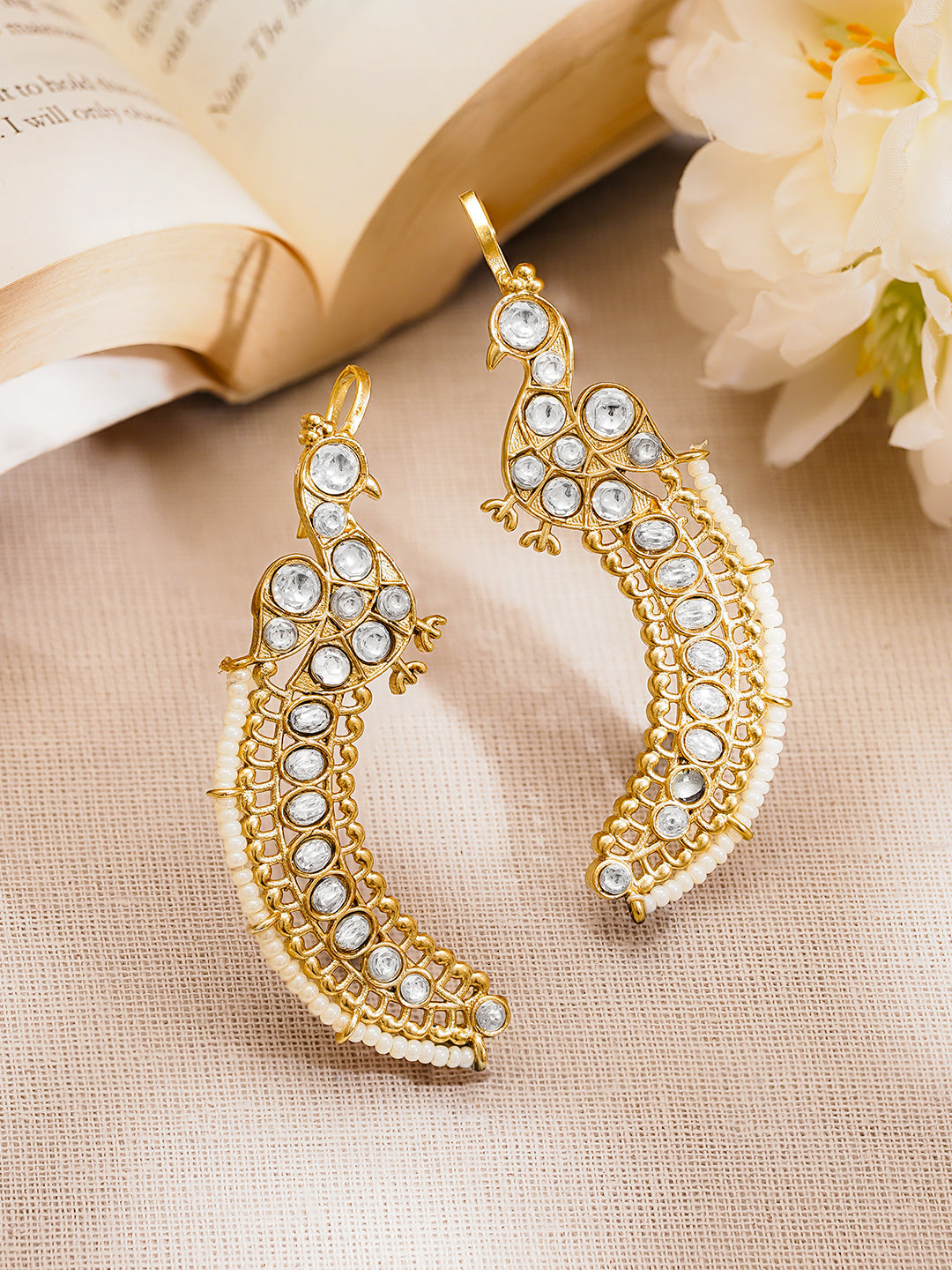 Gold Plated Brass Kundan Peacock Motif Statement Ear Cuff Earring フリーサイズ