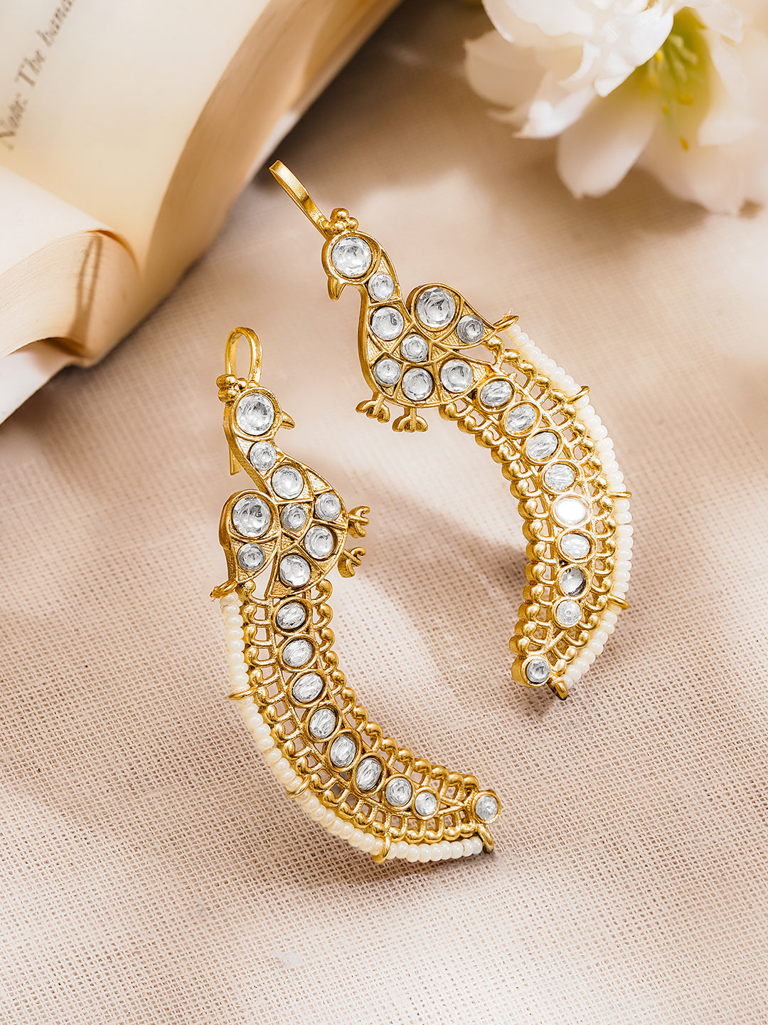 Gold Plated Brass Kundan Peacock Motif Statement Ear Cuff Earring フリーサイズ