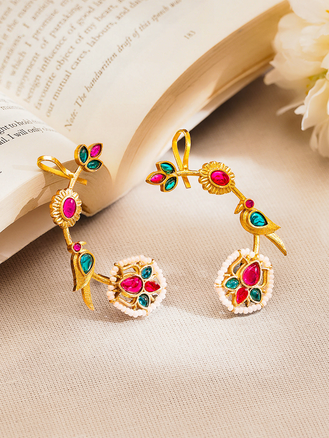 Festive Charm Lotus Kundan Pearl Ear Cuffs フリーサイズ