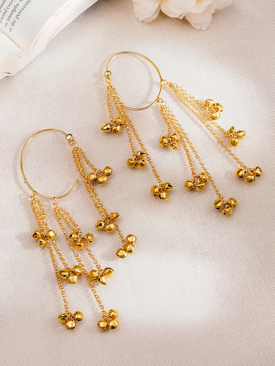Statement Gold Ghungroo Chain Ear Cuff フリーサイズ