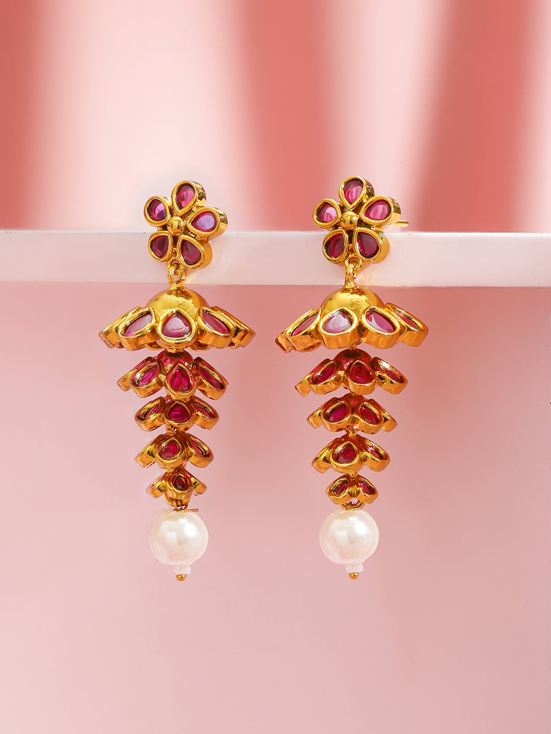 Dusky Rose Dangler Earrings フリーサイズ