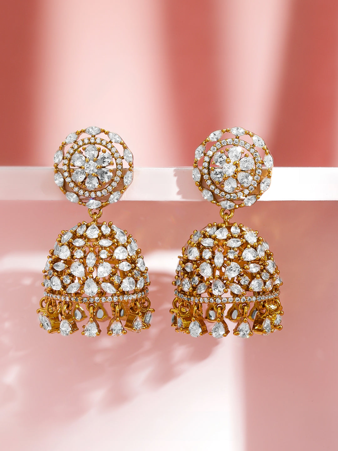 White Kundan Gold Toned Jhumkas フリーサイズ