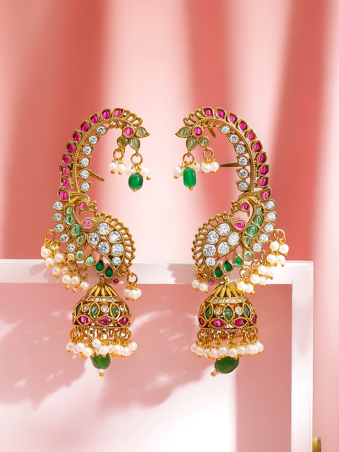 Multicolor Gold Toned Ear Cuff Jhumkas フリーサイズ