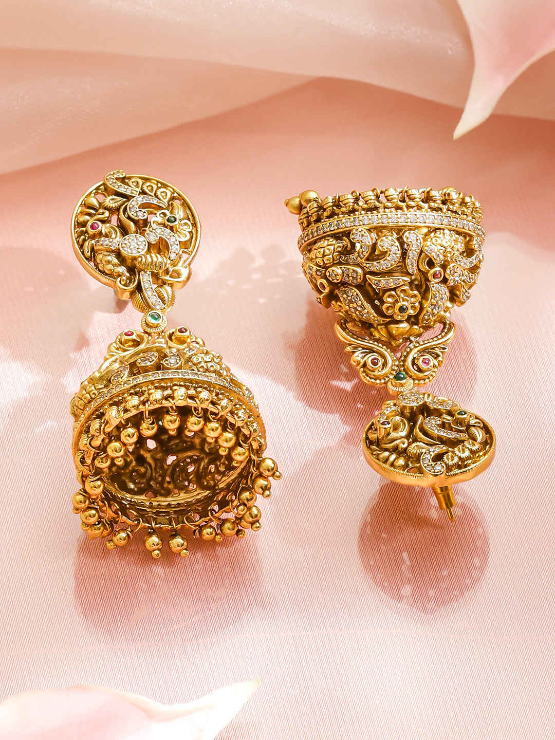 Gold Toned Ethnic Jhumkas フリーサイズ