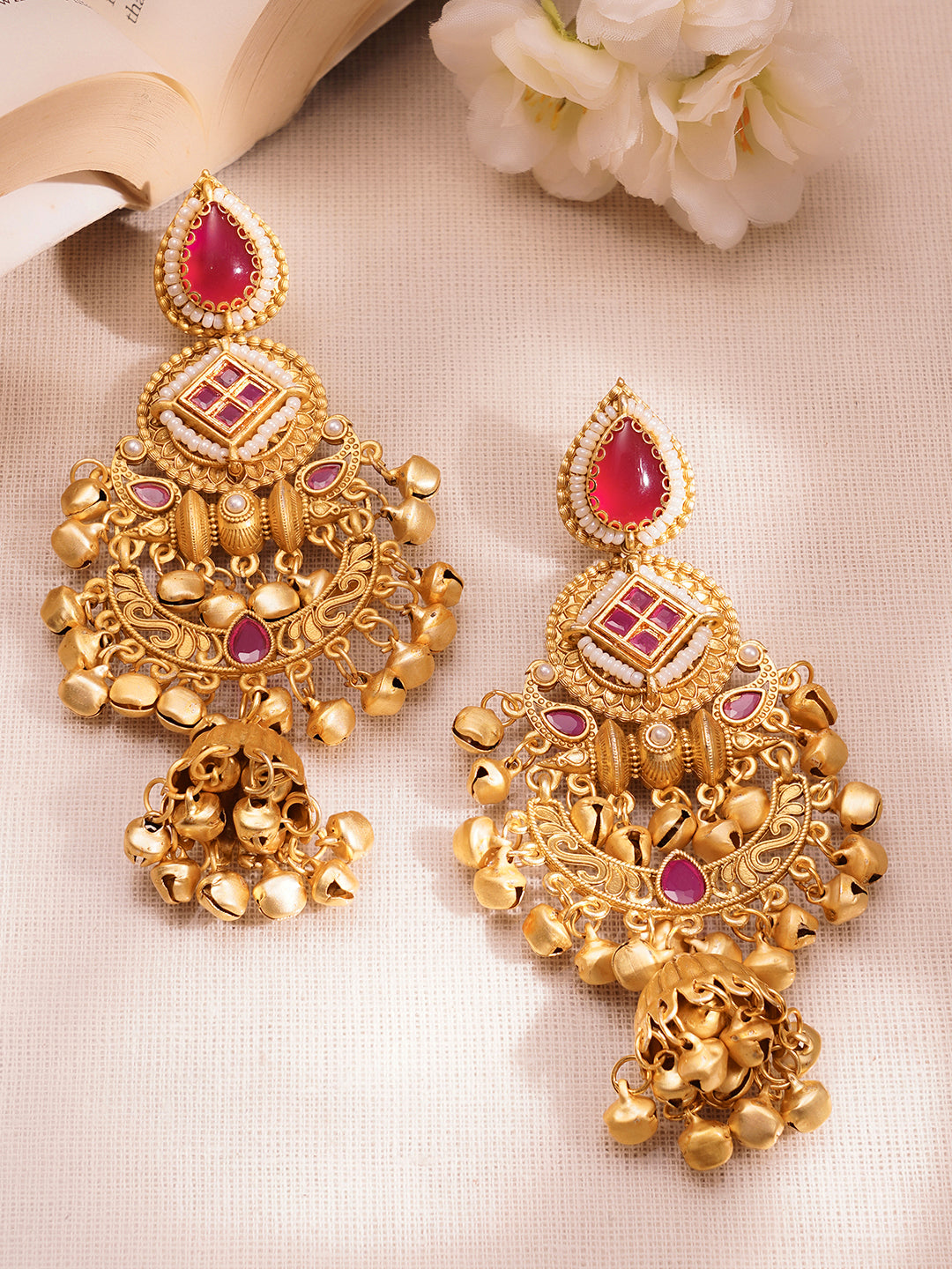 【Rubans】 Gold-Plated Ruby Pink Ghungroo Jhumka Earrings｜ゴールドメッキ ルビーピンク グングルー ジュムカイヤリング