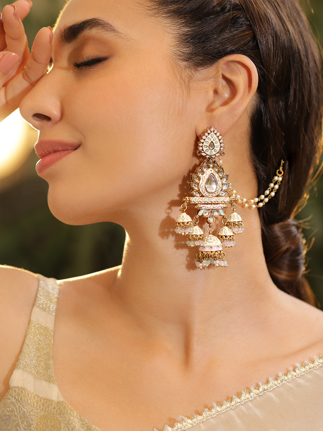 Luxe Radiance Kundan Jhumka with Kaan Chain フリーサイズ