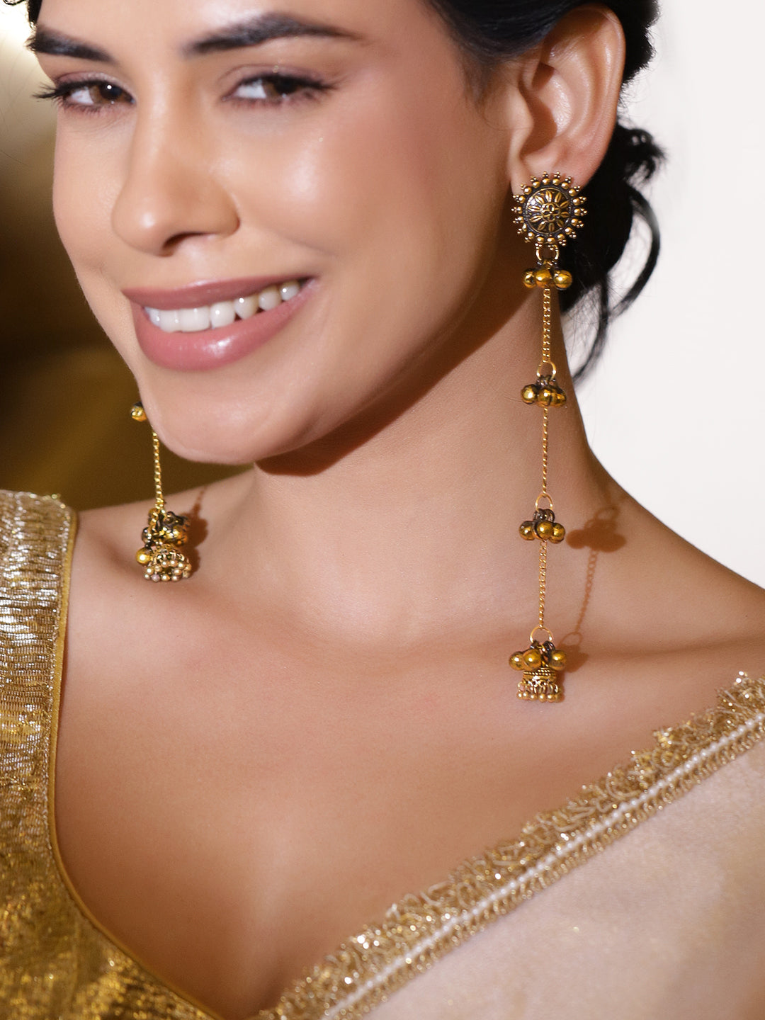 Long Kashmiri Jhumkas With Gold Beads フリーサイズ