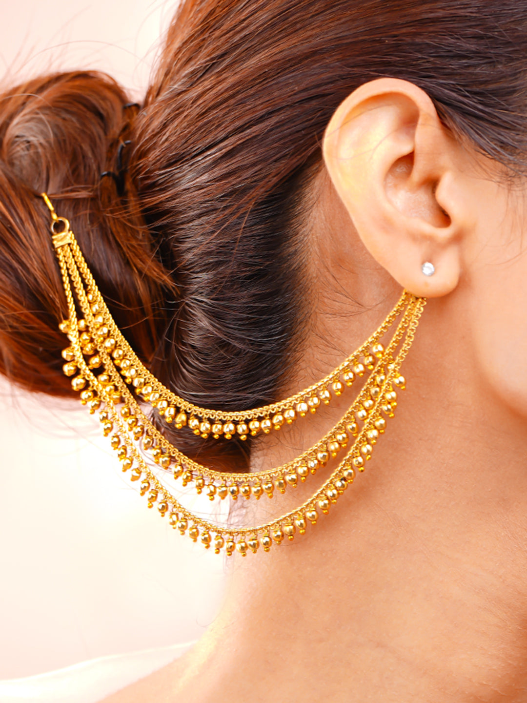 Festive Rhythm Gold Ear Chain Gold