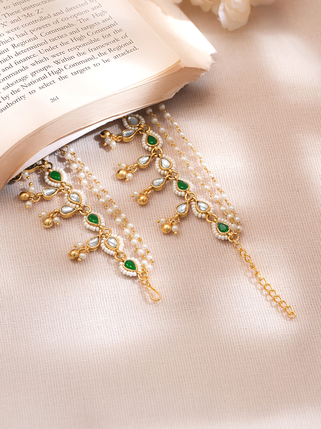 Kundan Pearl Multi Chain Ear Kaan Earrings フリーサイズ
