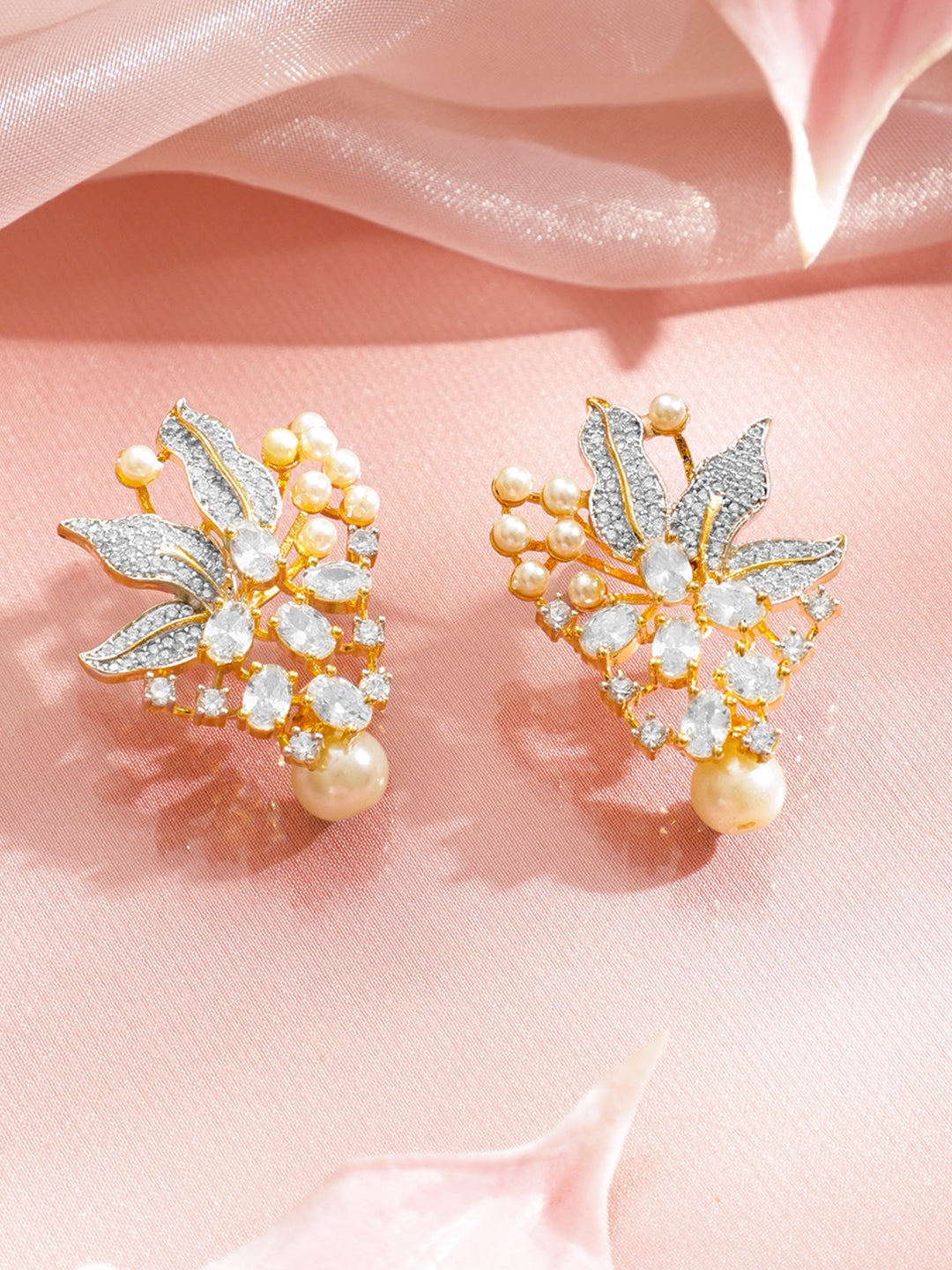 American Diamond Zirconia Pearl Beaded Stud Earrings フリーサイズ