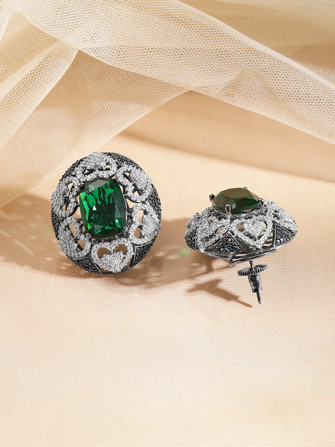 Emerald Diamond Vintage Heart Studs フリーサイズ