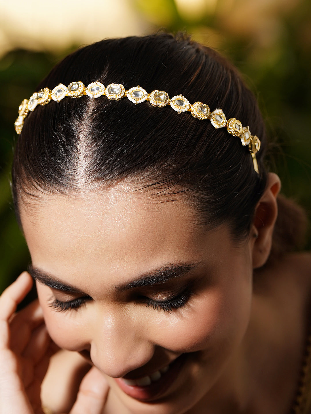 Pearl Kundan Statement Hair Band フリーサイズ