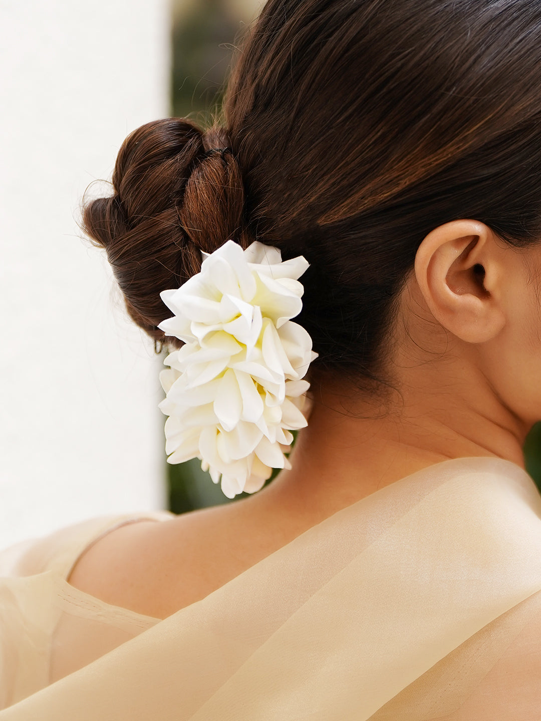 White Blossom Festive Hair Accessory フリーサイズ