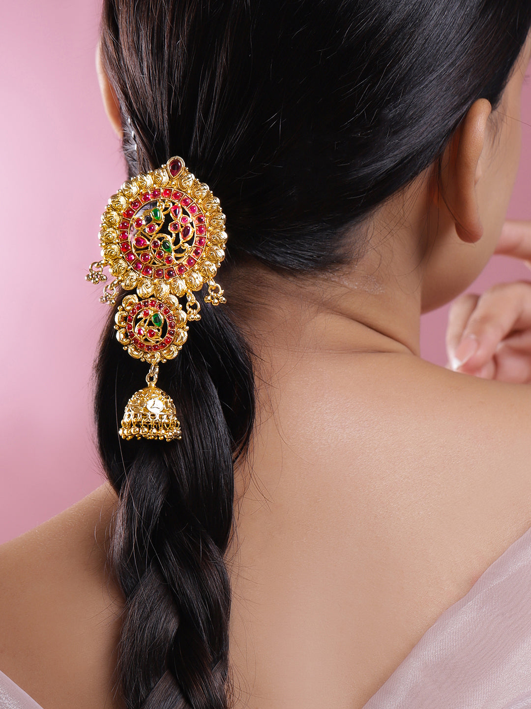 Rubans 22K Gold-Plated Ruby Pink & Emerald Green Stone Studded Braid Hair Accessory with Golden Beads Drop フリーサイズ