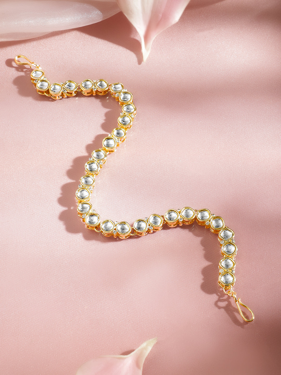 White Studded Gold Toned Kundan Mathapatti フリーサイズ