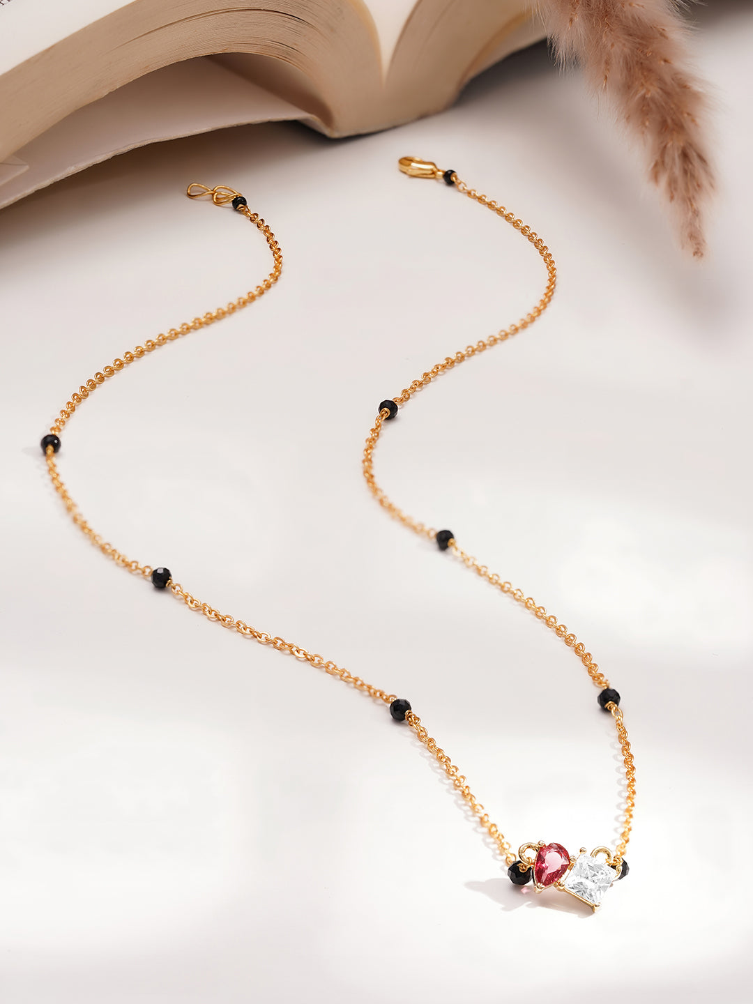 【Rubans】 Gold Plated Cubic Zirconia Twin Heart Mangalsutra Necklace｜ゴールドメッキ キュービックジルコニア ツインハート マンガルスートラ ネックレス