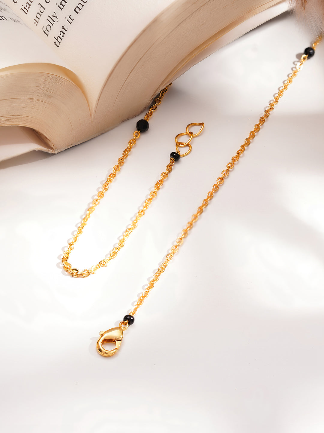 【Rubans】 Gold Plated Cubic Zirconia Twin Heart Mangalsutra Necklace｜ゴールドメッキ キュービックジルコニア ツインハート マンガルスートラ ネックレス