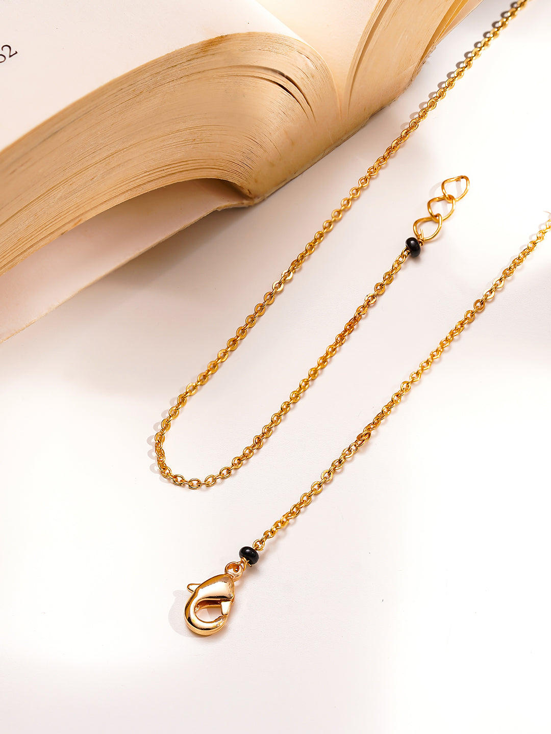 Classic Black Beads American Diamond Mangalsutra フリーサイズ