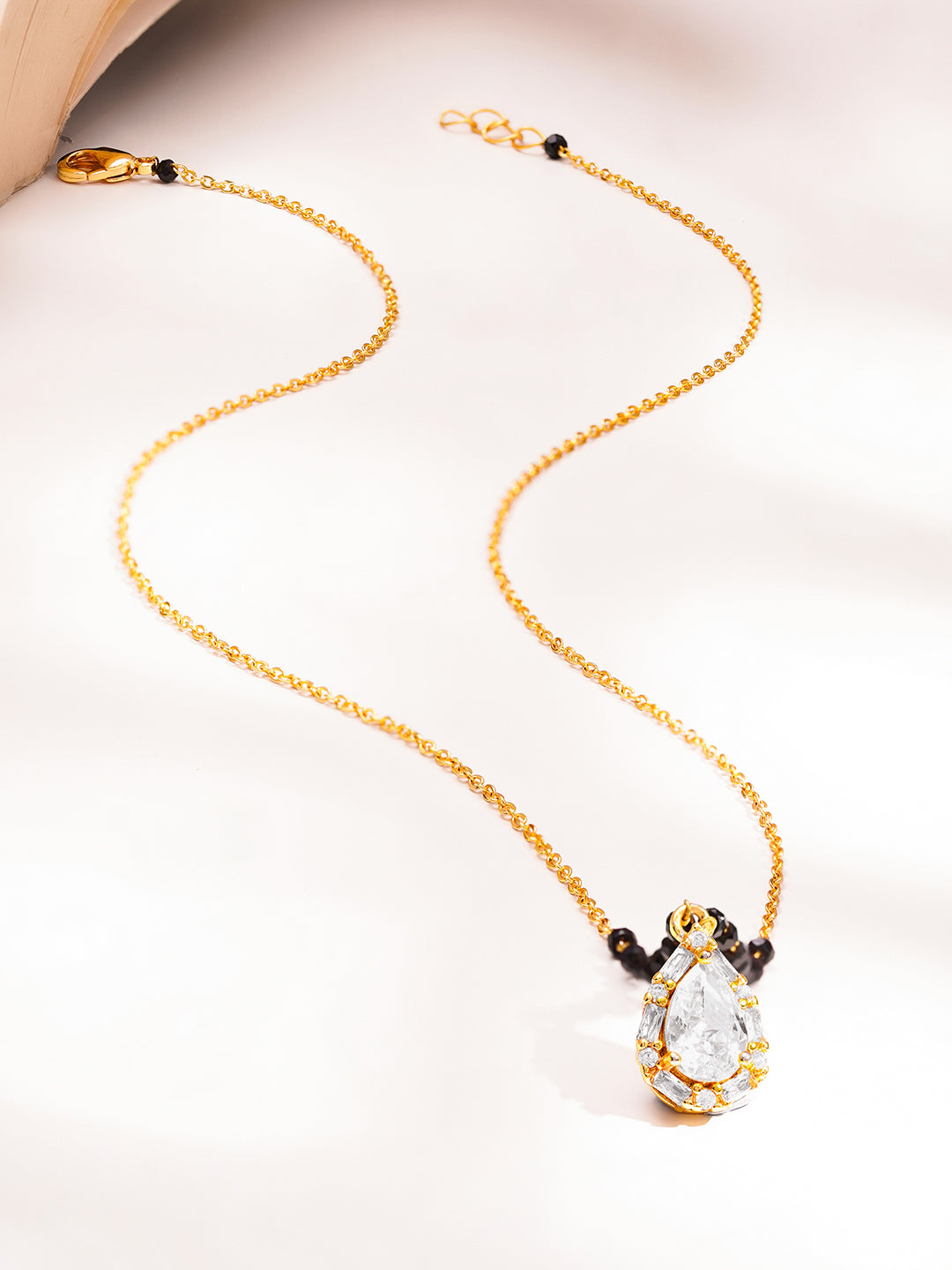 Classic Black Bead Diamond Mangalsutra フリーサイズ