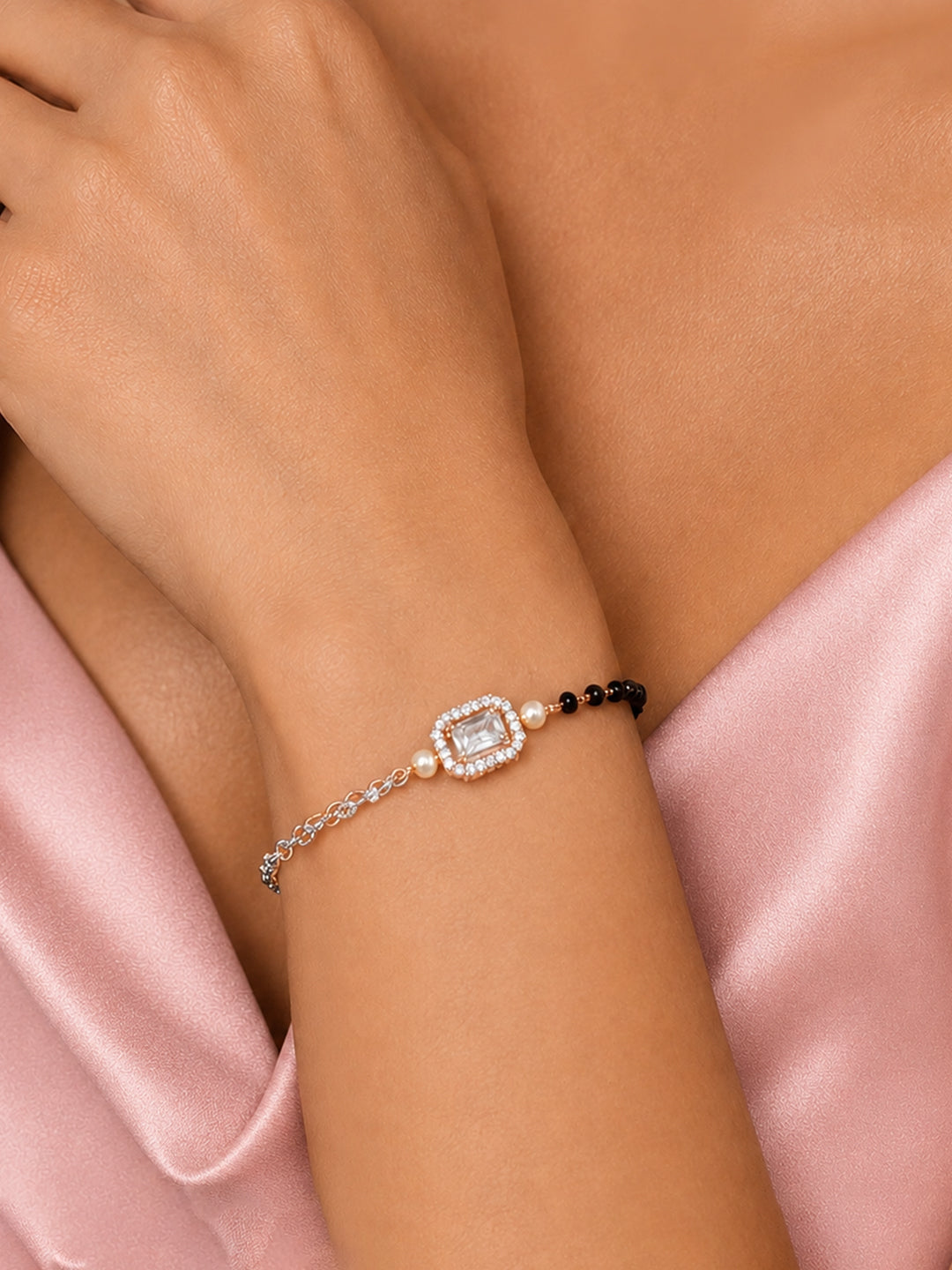 【Rubans】 Gold Plated American Diamond Zirconia Cubic Mangalsutra Bracelet｜ゴールドメッキ アメリカンダイヤモンド ジルコニア マンガルスートラ ブレスレット