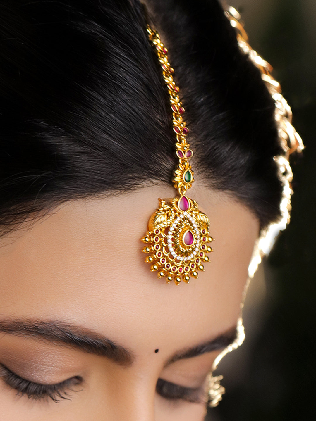 Ruby Pink Studded Gold Toned Maang Tikka フリーサイズ