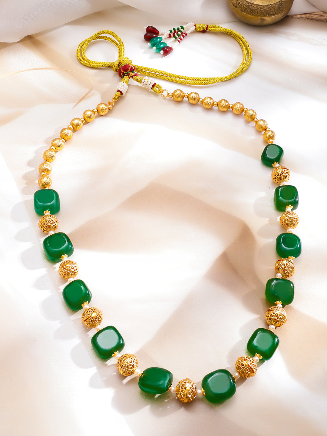 Green Beaded Gold toned Necklace フリーサイズ