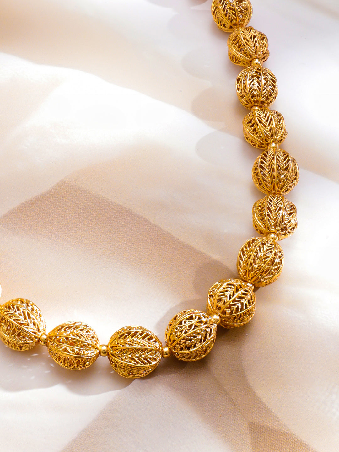 Gold Beaded Long Necklace フリーサイズ