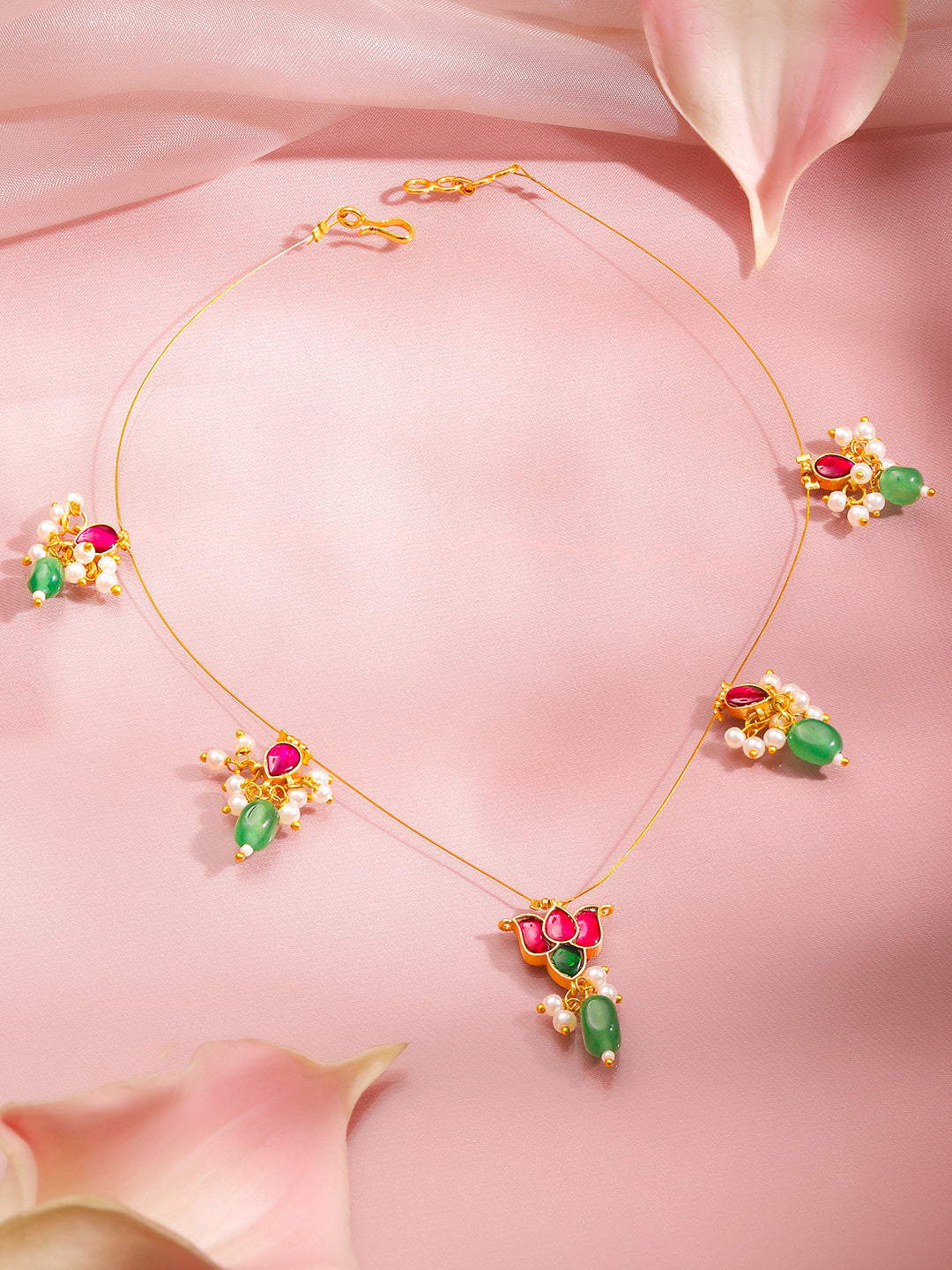 Lotus Motif Kundan Statement Necklace フリーサイズ