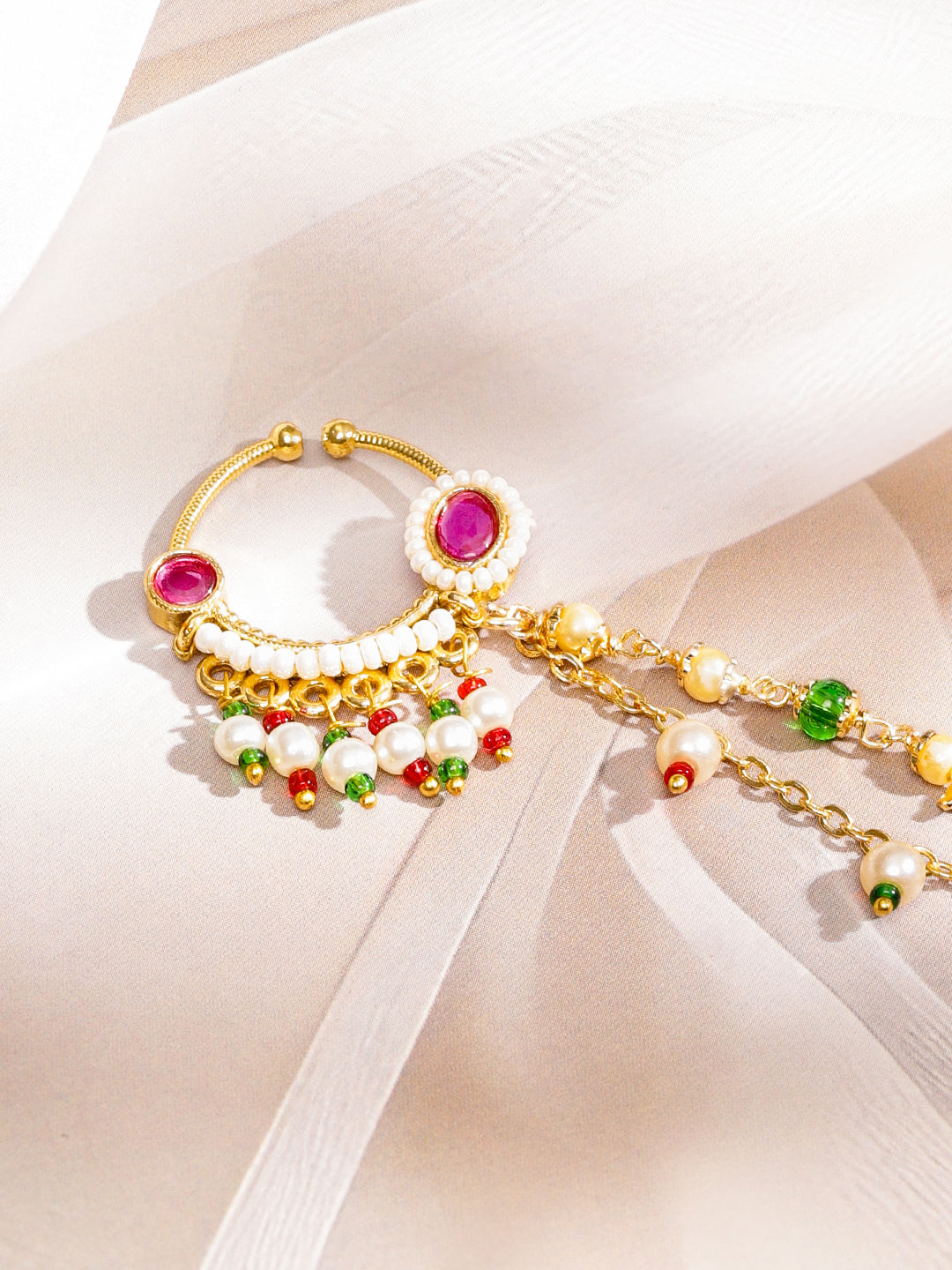 Rubans 18K Gold-Plated Ruby Kundan Studded Multi-Colour Pearl Bead Triple-Layer Chain Nath Nosepin フリーサイズ