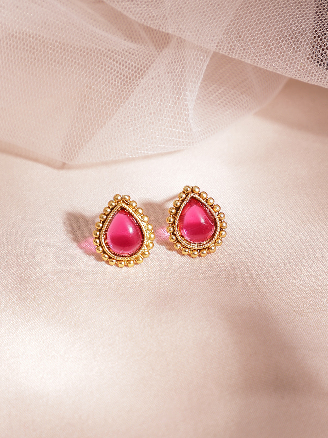 Gold-Tone Ruby Red Studded Necklace Set Pink