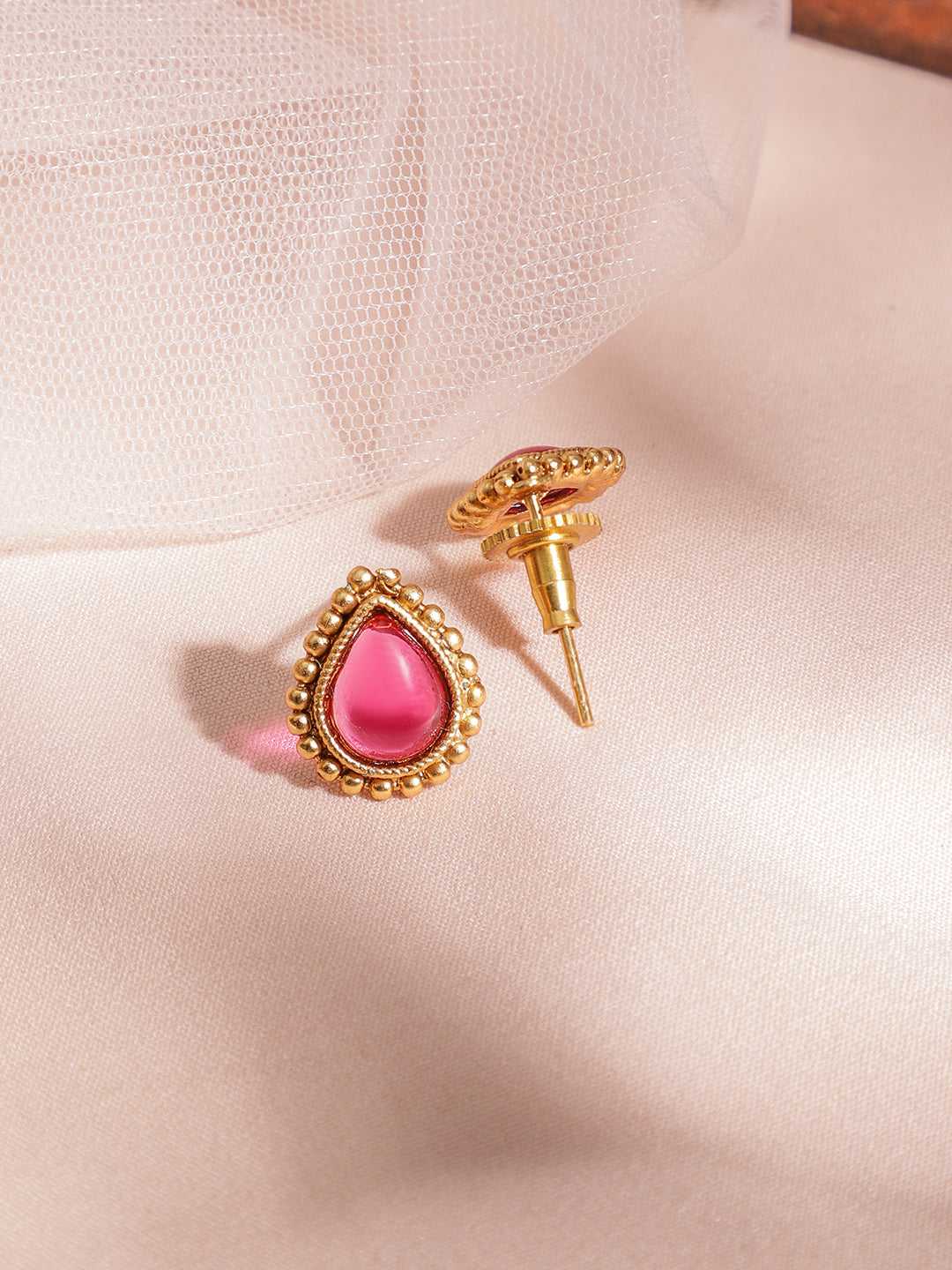 Gold-Tone Ruby Red Studded Necklace Set Pink