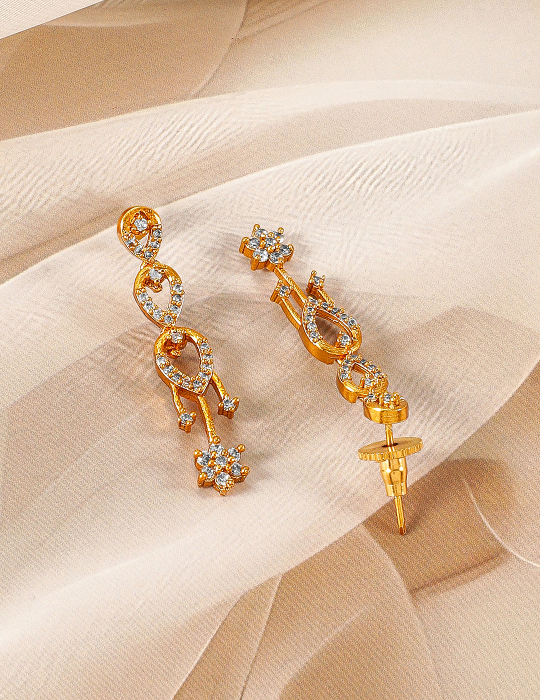 Floral Necklace Set in American Diamond Zirconia Gold