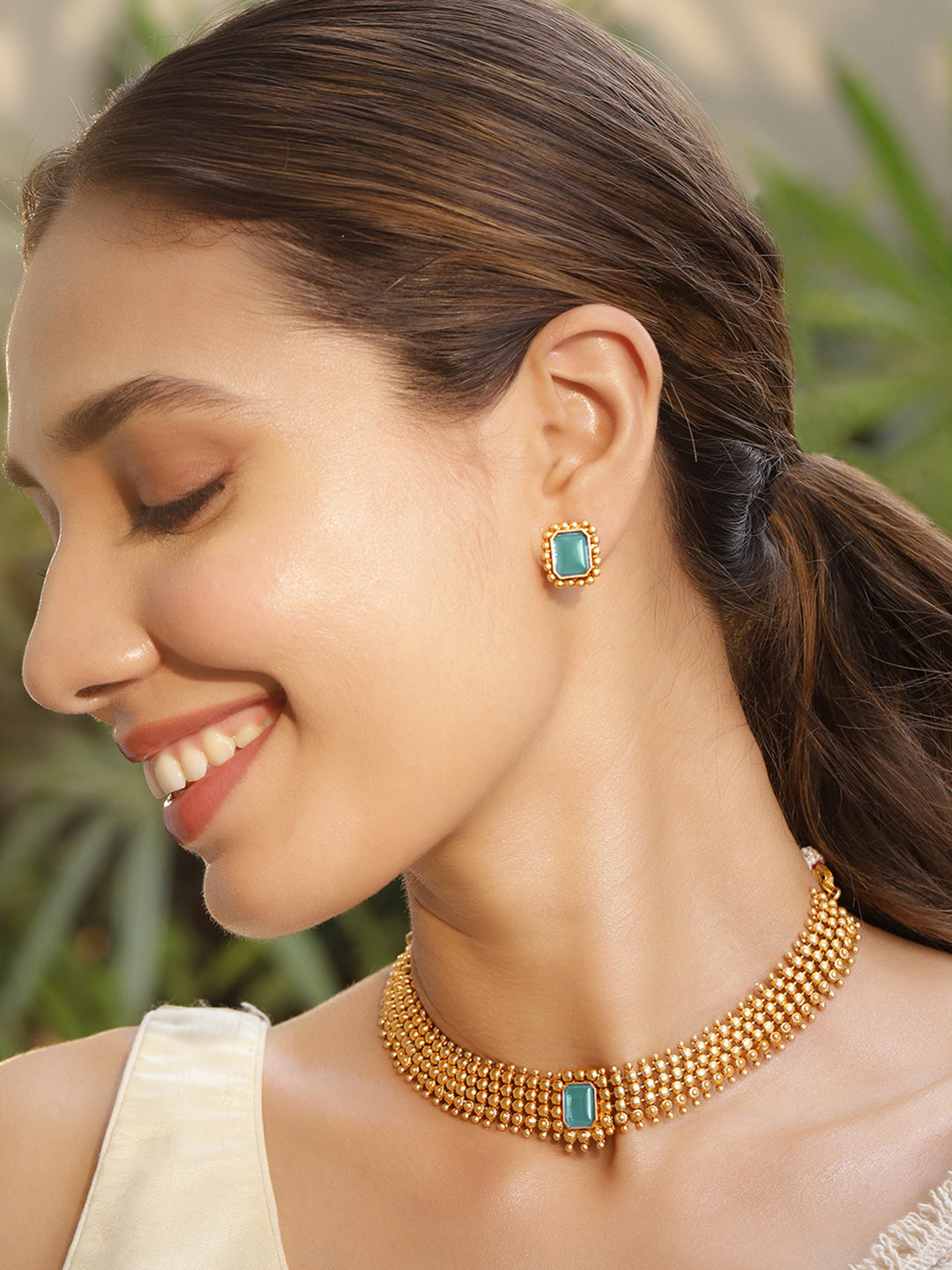 Blue Studded Golden Choker Set Gold