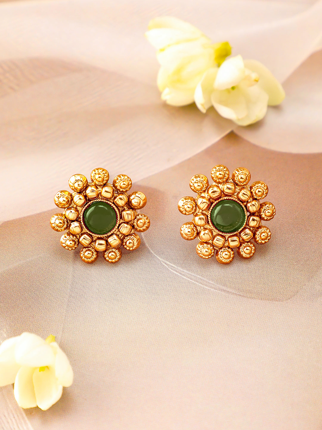 Emerald Studded Gold Beads Necklace Set フリーサイズ