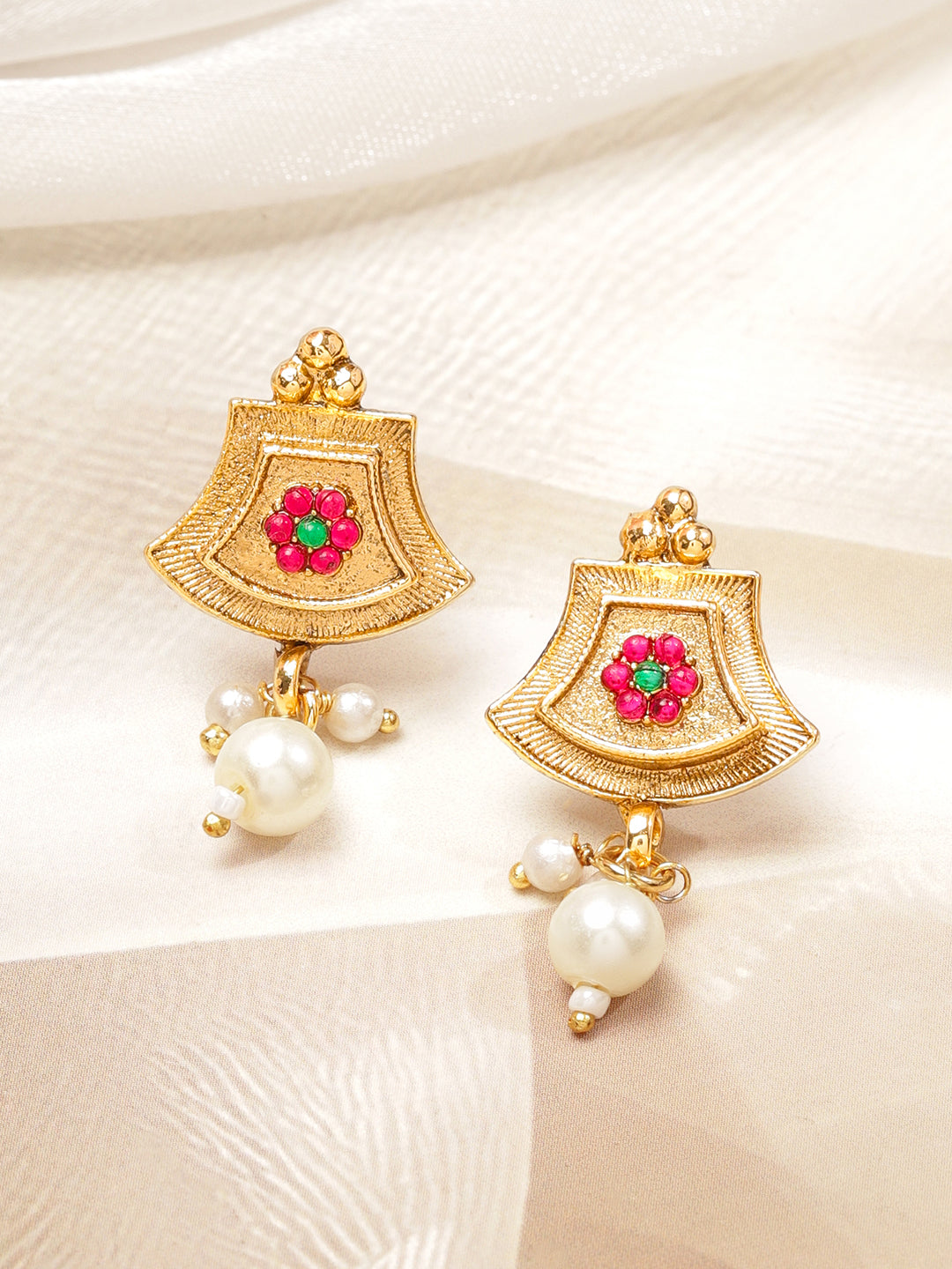 Golden Necklace Set With Pearl Drops フリーサイズ