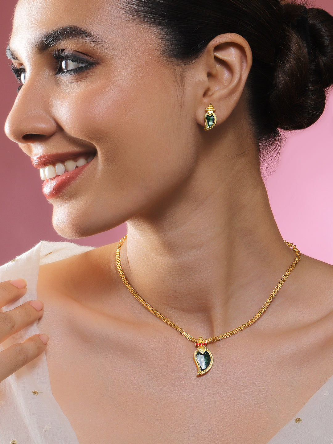 Emerald Green Leaf Pendant Necklace Set フリーサイズ