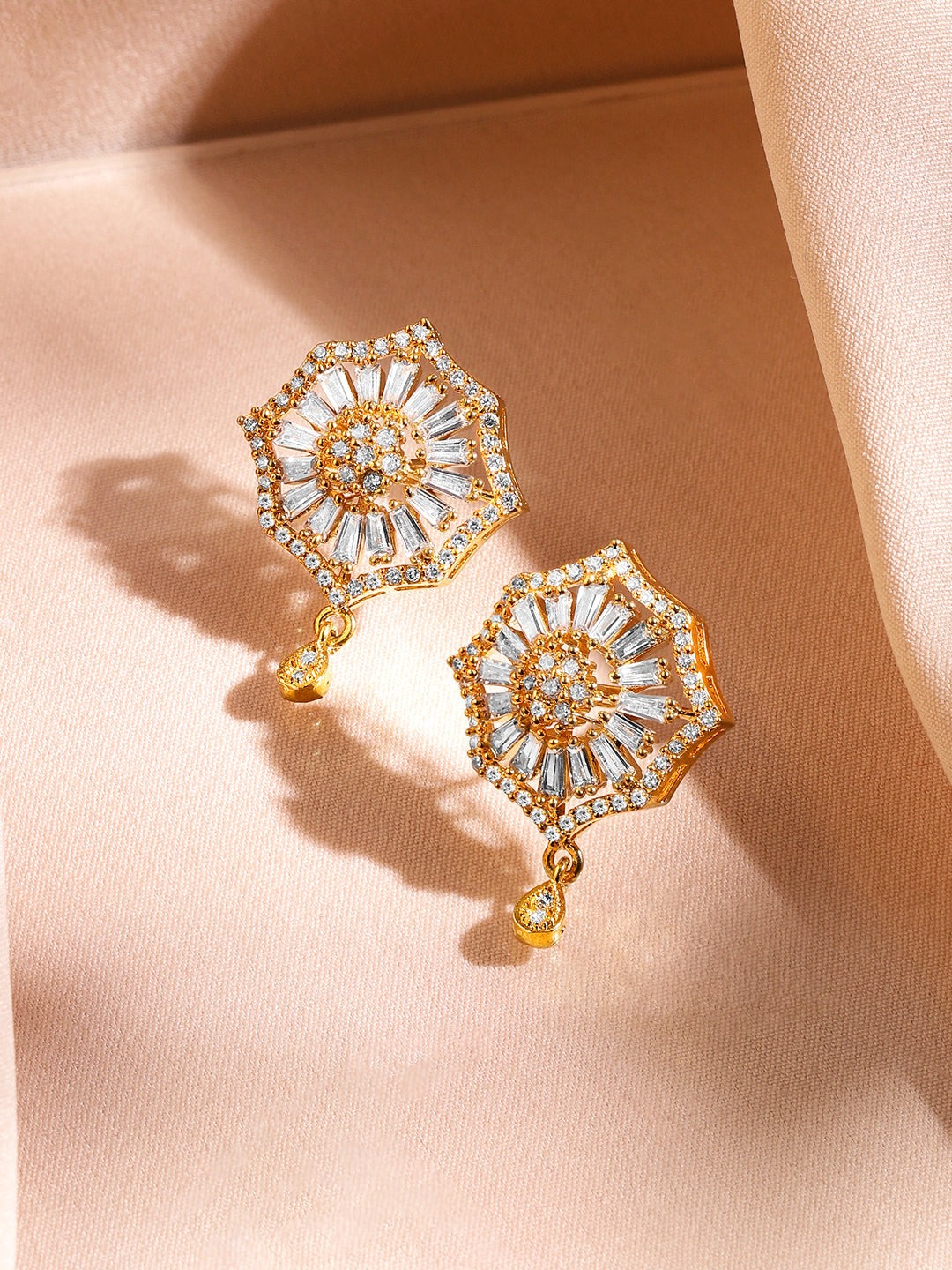 Sparkling American Diamond Zirconia Necklace フリーサイズ