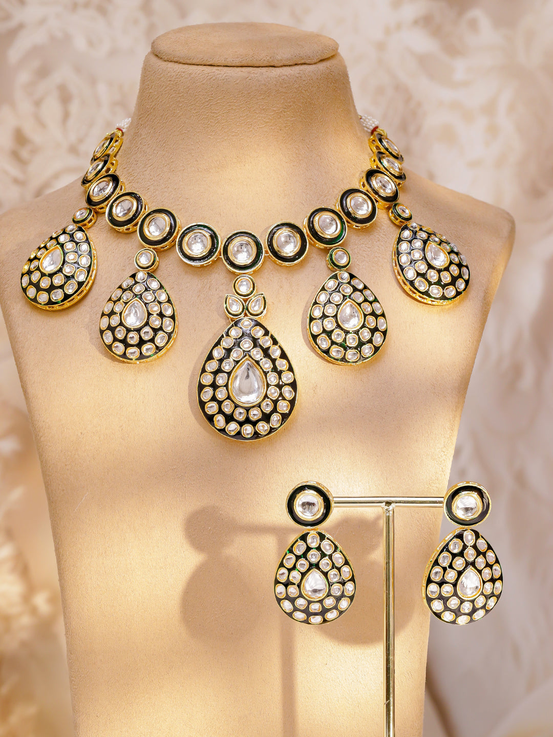 Gallery of Glimmers Kundan Necklace Set フリーサイズ