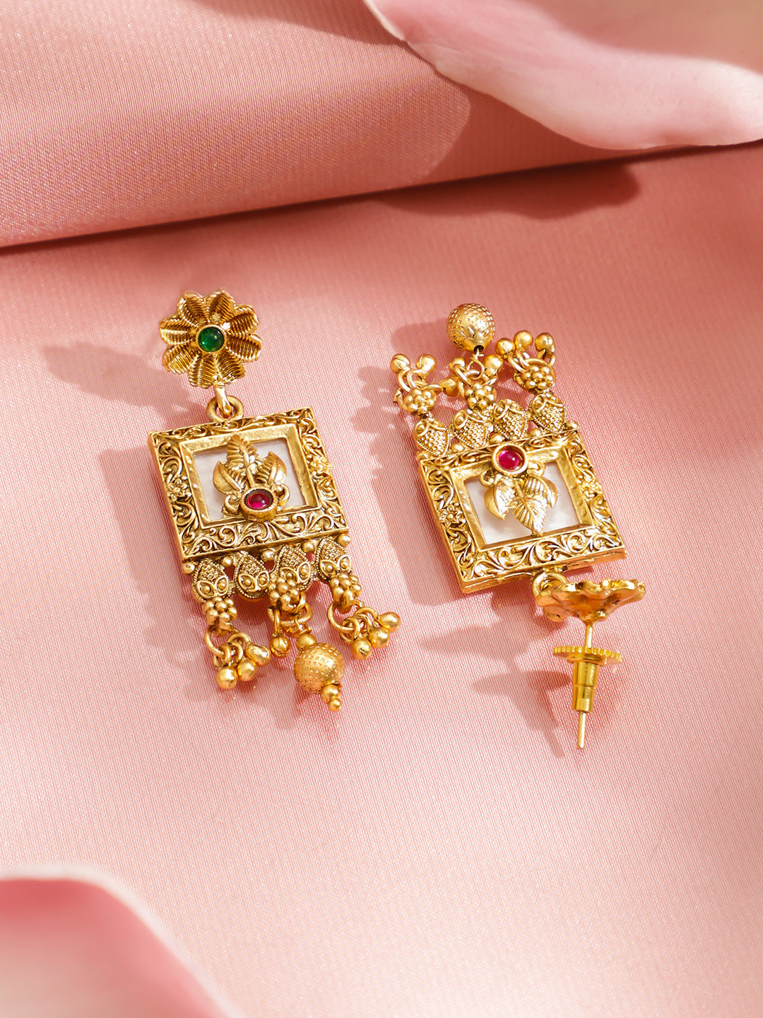 Floral Design Pearl Beaded Golden Necklace Set フリーサイズ