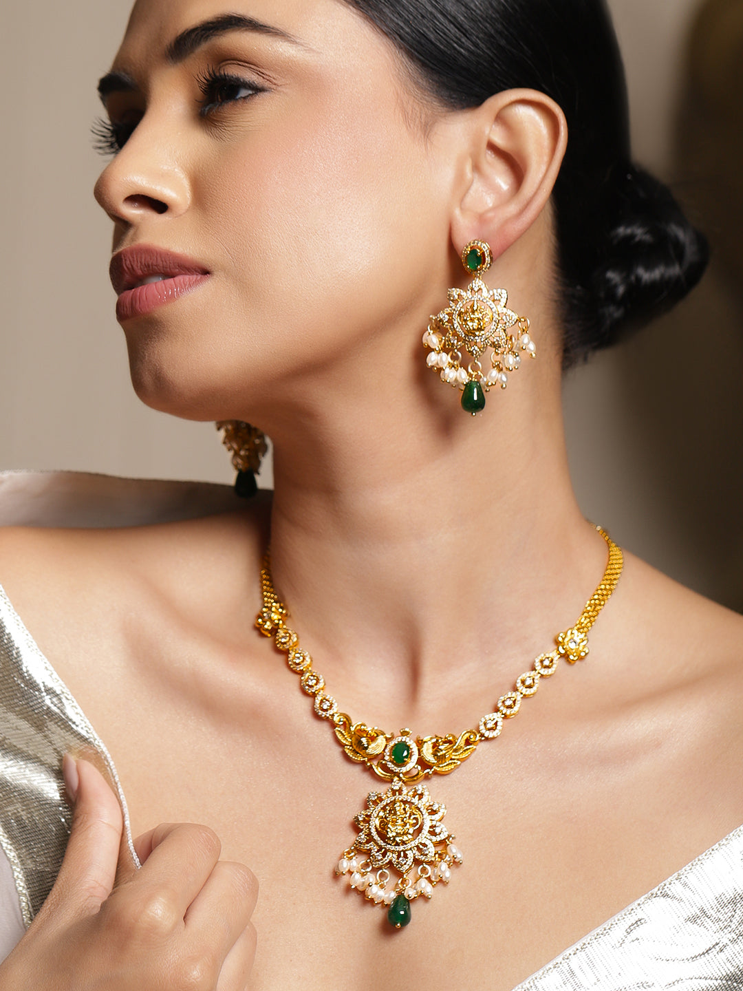 American Diamond Zirconia White Beaded Temple Necklace Set フリーサイズ