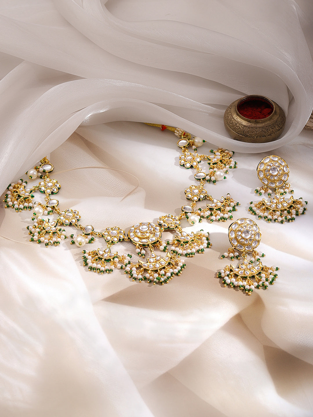 Effortless Radiance Kundan Necklace Set フリーサイズ