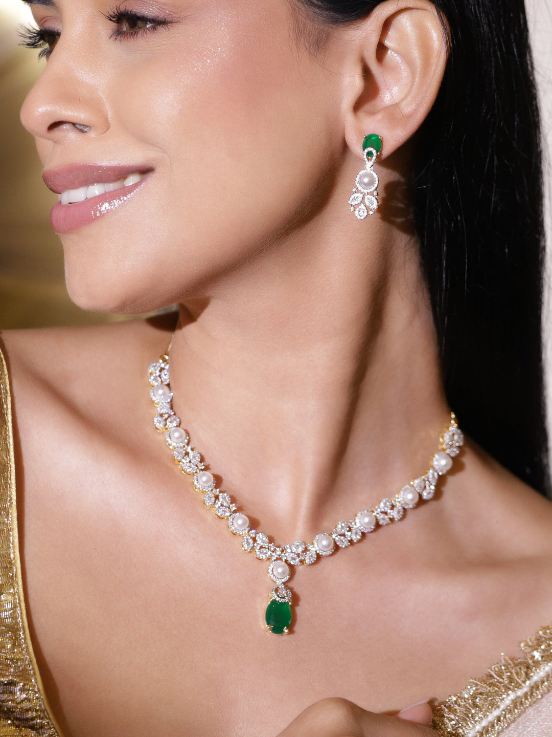 Festive Glow Green White Necklace Set フリーサイズ