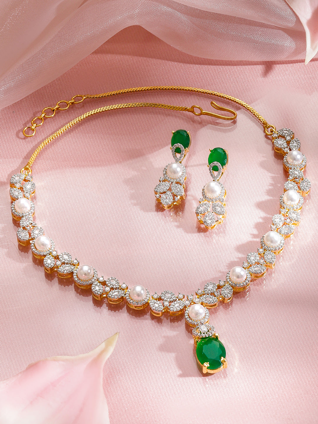 Festive Glow Green White Necklace Set フリーサイズ