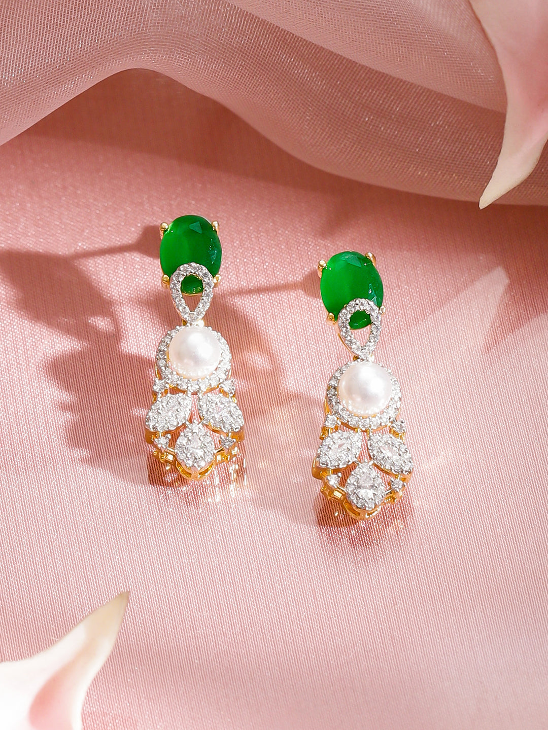 Festive Glow Green White Necklace Set フリーサイズ