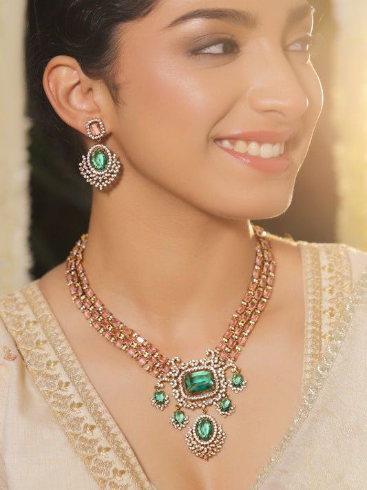 【Rubans】 Emerald Muse 22K Gold-Plated Zirconia Layered Necklace Set｜エメラルド ミューズ 22K ゴールドメッキ ジルコニア レイヤード ネックレスセット