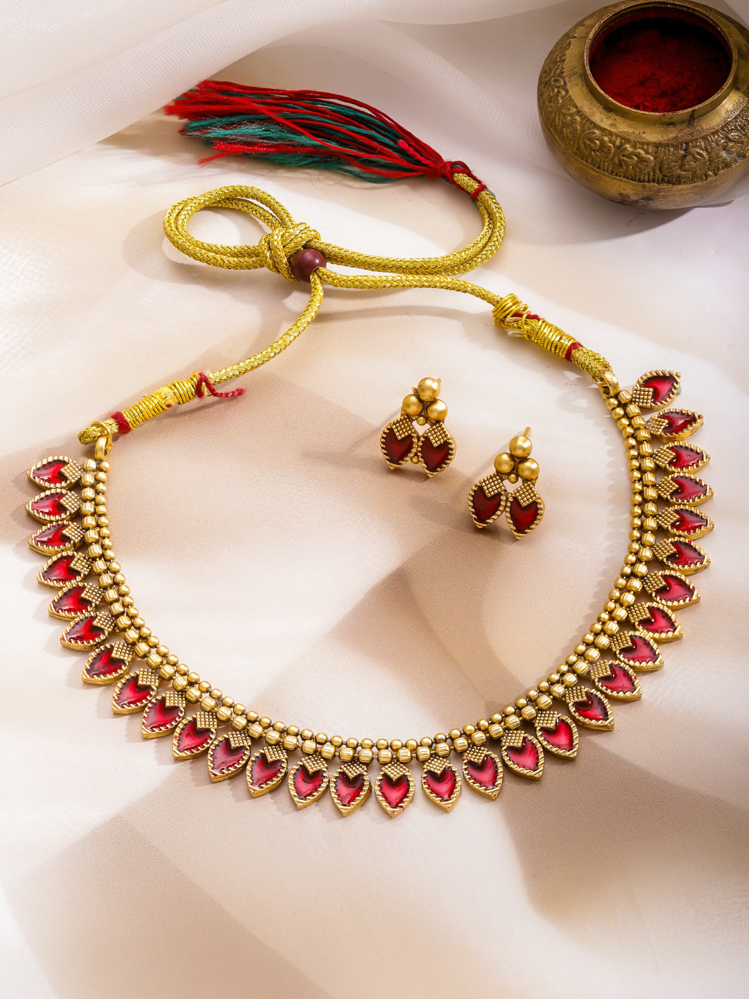 Red Studded Gold Necklace Set フリーサイズ